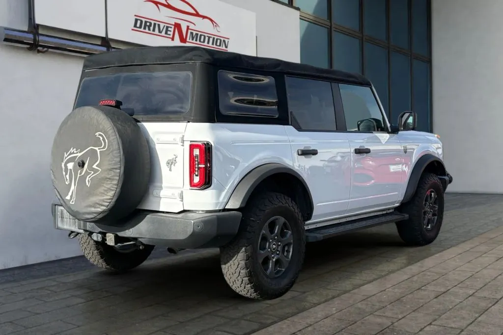 More photos of 2021 Ford Bronco Big Bend Sport Utility 4D at Drive N-Motion Thornton, CO