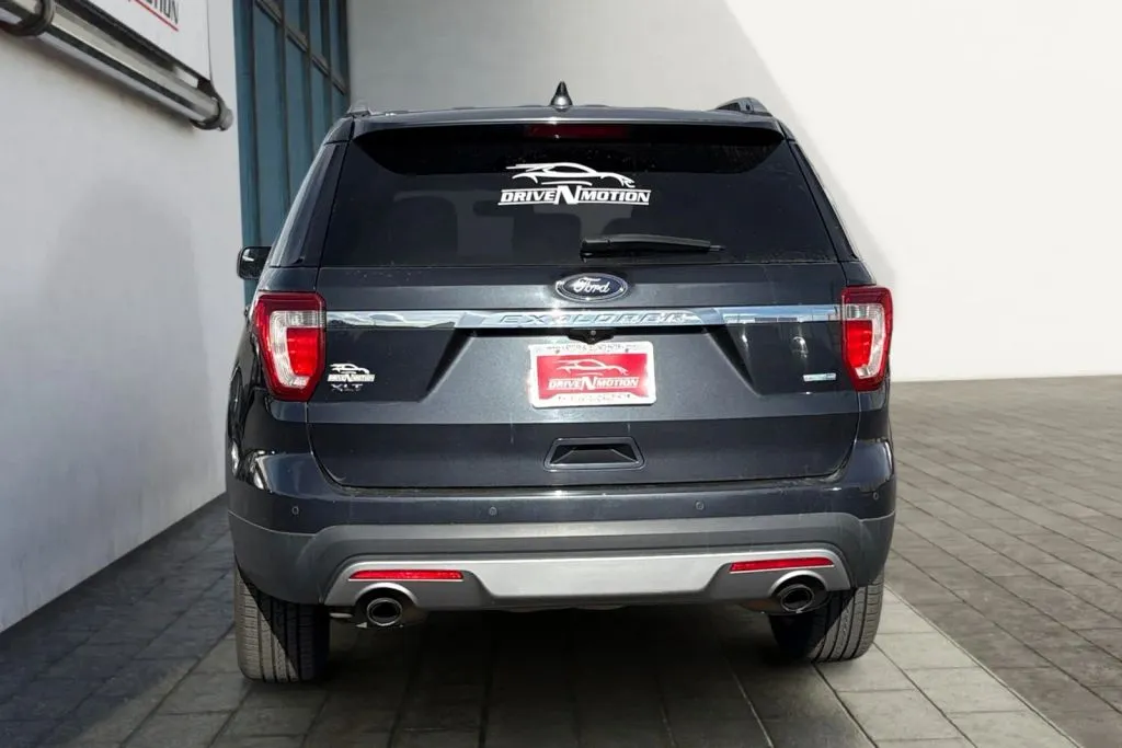 More photos of 2017 Ford Explorer XLT Sport Utility 4D at Drive N-Motion Thornton, CO