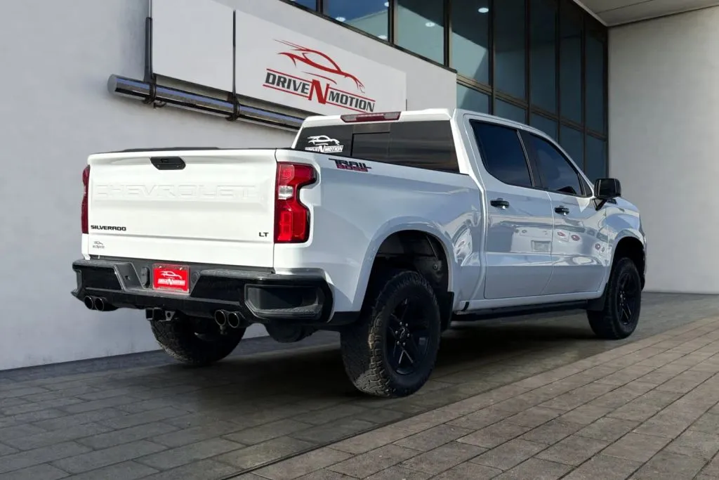More photos of 2020 Chevrolet Silverado 1500 Crew Cab LT Trail Boss Pickup 4D 5 3/4 ft at Drive N-Motion Thornton, CO
