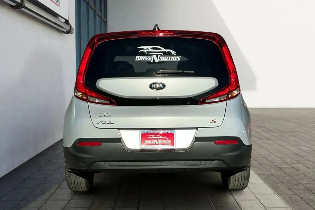 More photos of 2021 Kia Soul S Wagon 4D at Drive N-Motion Thornton, CO