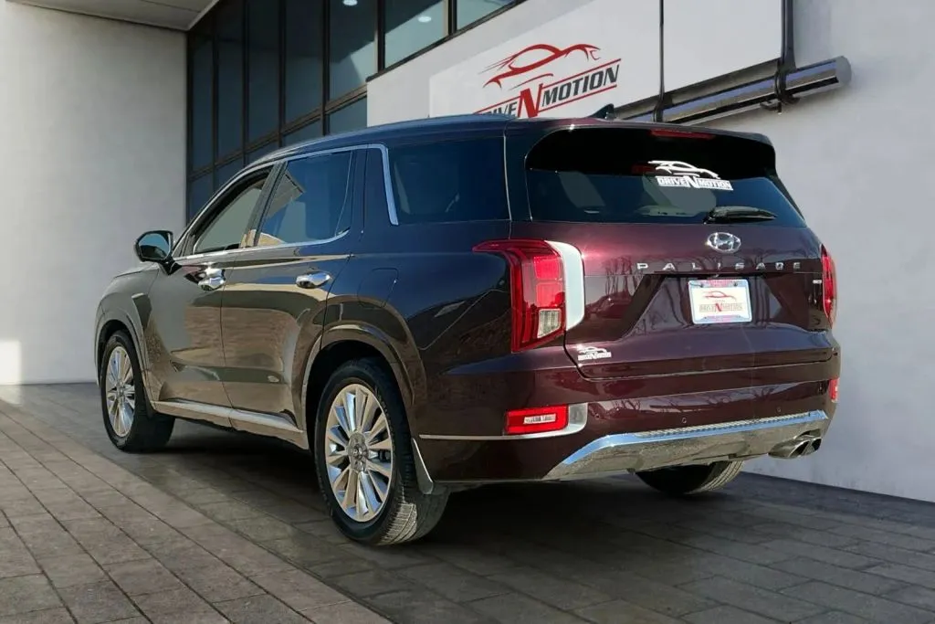 More photos of 2020 Hyundai Palisade Limited Sport Utility 4D at Drive N-Motion Thornton, CO
