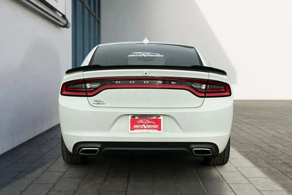 More photos of 2017 Dodge Charger R/T Sedan 4D at Drive N-Motion Thornton, CO