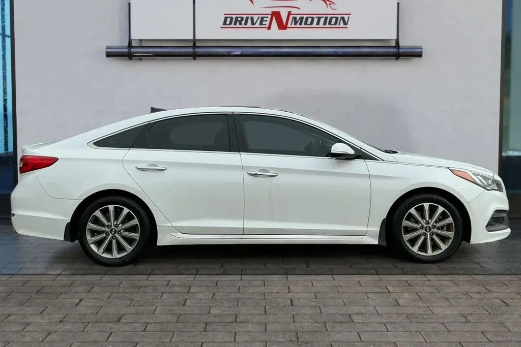 Another view of 2016 Hyundai Sonata Limited Sedan 4D for sale in Thornton, CO at Drive N-Motion Thornton