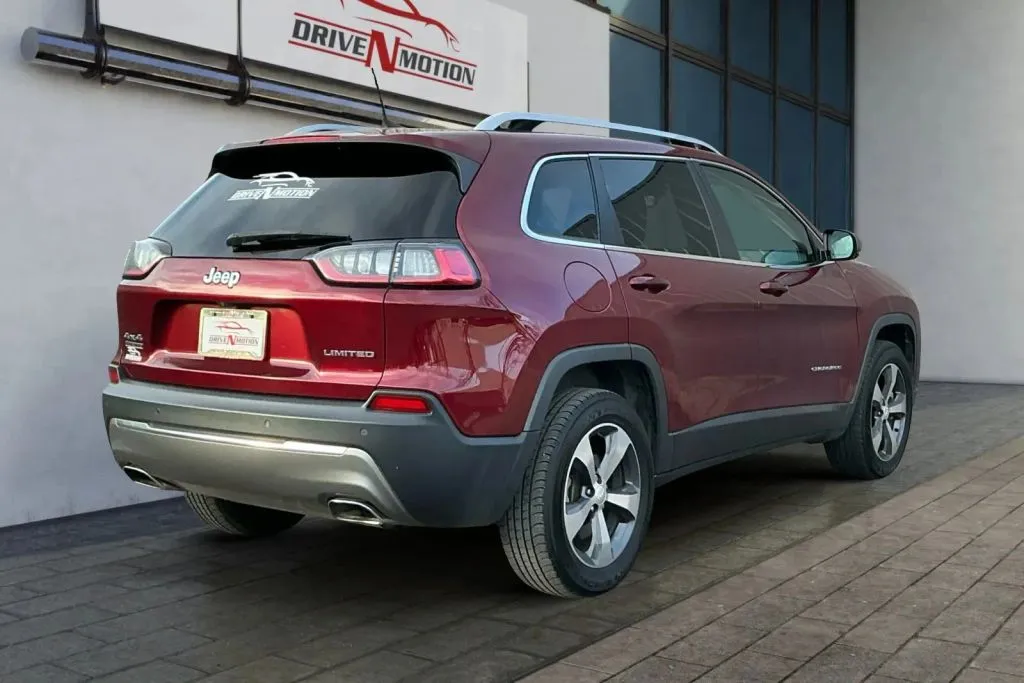 More photos of 2019 Jeep Cherokee Limited Sport Utility 4D at Drive N-Motion Thornton, CO
