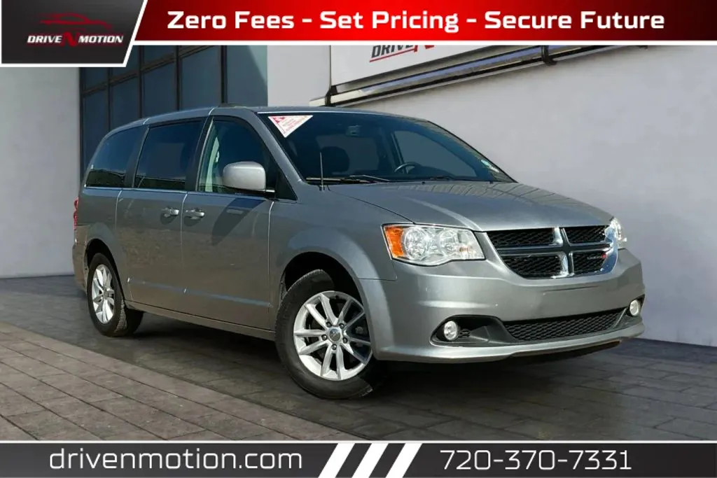 Silver 2019 Dodge Grand Caravan Passenger SXT Minivan 4D for sale in Thornton, CO