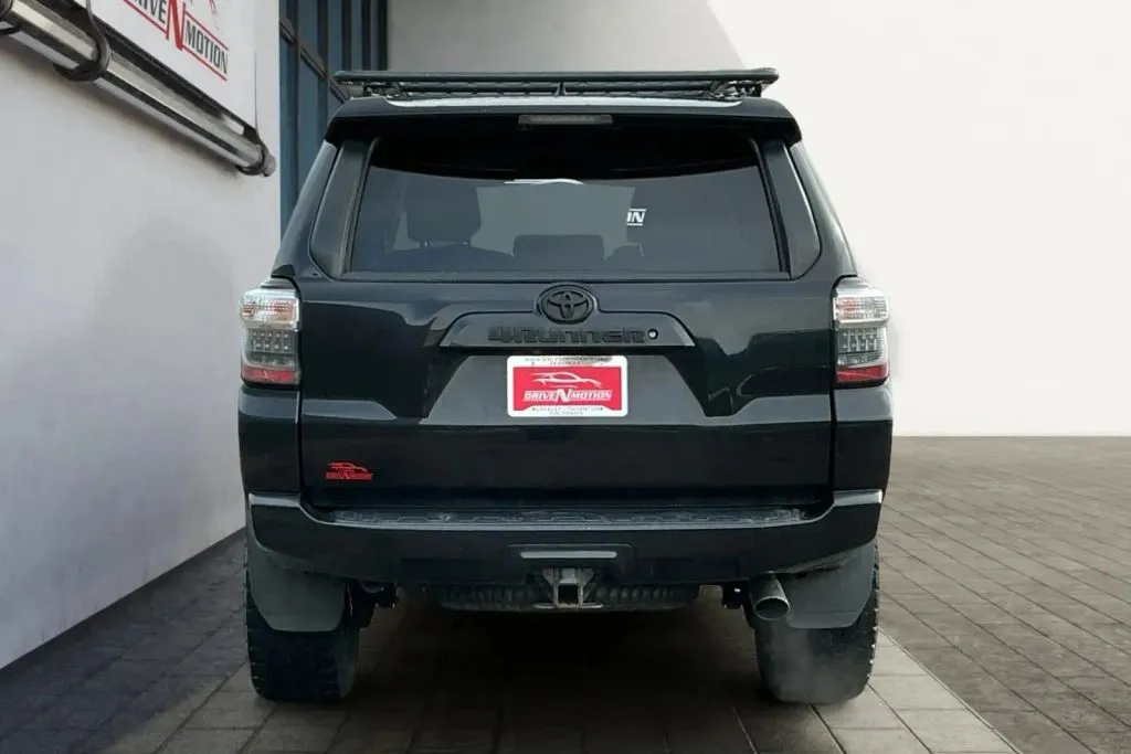 More photos of 2018 Toyota 4Runner SR5 Sport Utility 4D at Drive N-Motion Thornton, CO