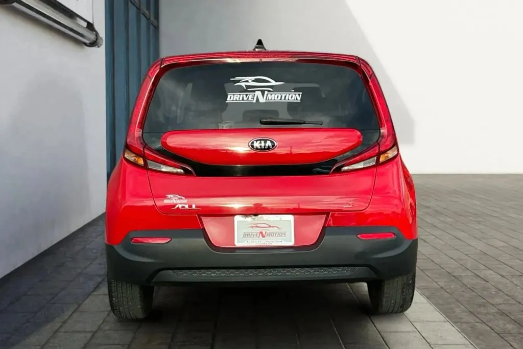 More photos of 2021 Kia Soul S Wagon 4D at Drive N-Motion Thornton, CO