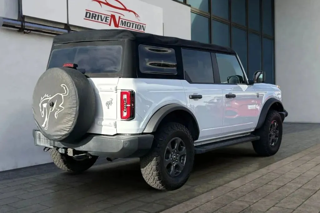 More photos of 2021 Ford Bronco Big Bend Sport Utility 4D at Drive N-Motion Thornton, CO