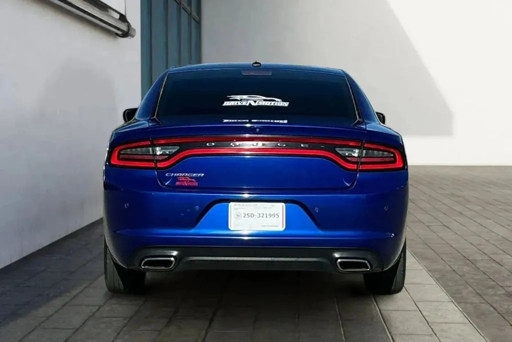 More photos of 2021 Dodge Charger SXT Sedan 4D at Drive N-Motion Thornton, CO