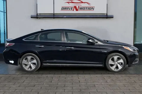 Another view of 2017 Hyundai Sonata Plug-in Hybrid Limited Sedan 4D for sale in Thornton, CO at Drive N-Motion Thornton