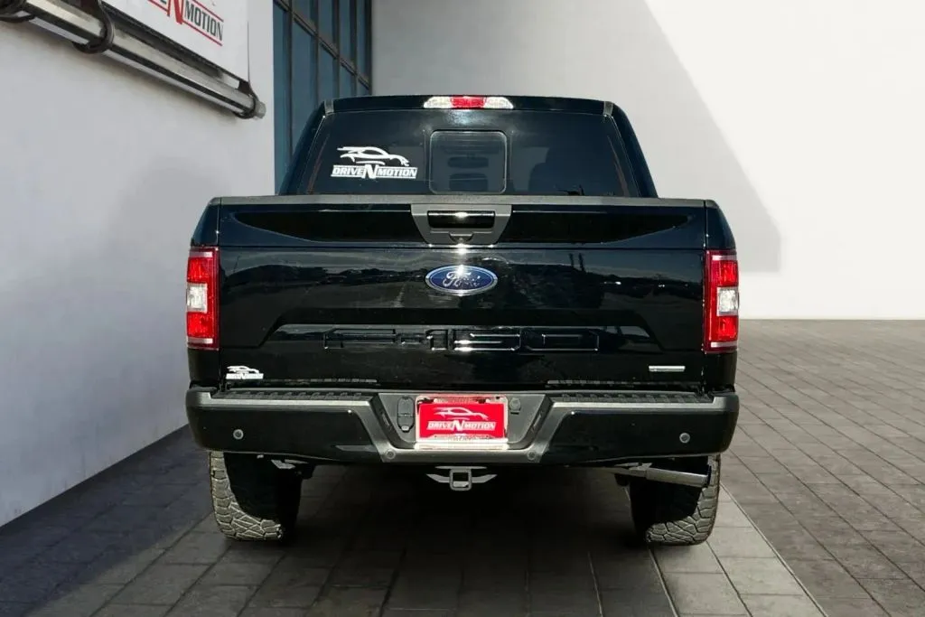 More photos of 2018 Ford F-150 SuperCrew Cab XLT Pickup 4D 5 1/2 ft at Drive N-Motion Thornton, CO