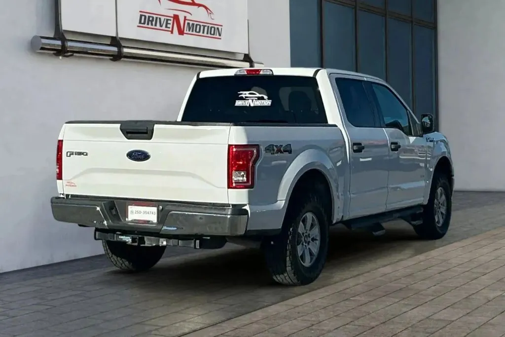 More photos of 2016 Ford F-150 SuperCrew Cab XLT Pickup 4D 5 1/2 ft at Drive N-Motion Thornton, CO