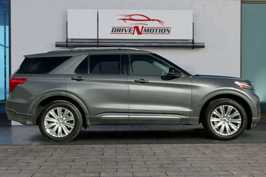 Photos of 2021 Ford Explorer Limited Sport Utility 4D for sale in Thornton, CO at Drive N-Motion Thornton