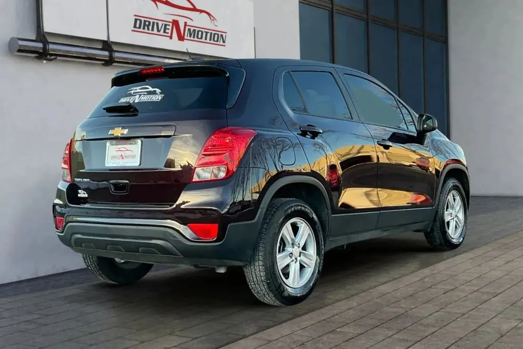 More photos of 2022 Chevrolet Trax LS Sport Utility 4D at Drive N-Motion Thornton, CO