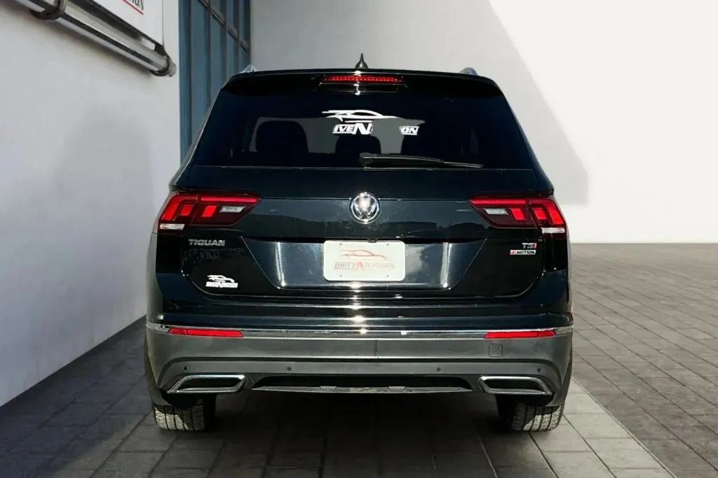 More photos of 2018 Volkswagen Tiguan 2.0T SEL Premium 4MOTION Sport Utility 4D at Drive N-Motion Thornton, CO