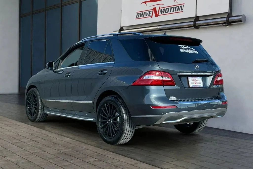 More photos of 2015 Mercedes-Benz M-Class ML 350 4MATIC Sport Utility 4D at Drive N-Motion Thornton, CO