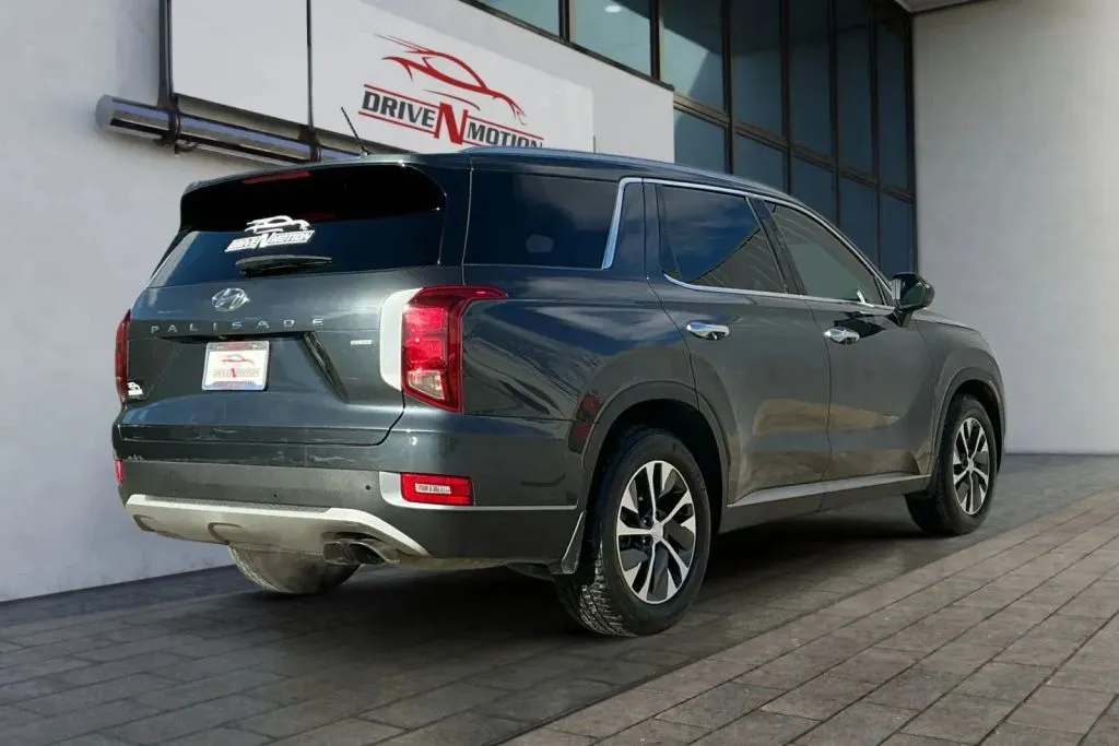 More photos of 2020 Hyundai Palisade SEL Sport Utility 4D at Drive N-Motion Thornton, CO