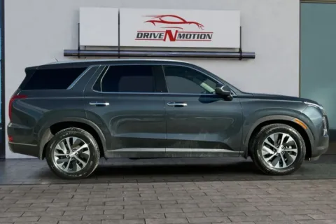 Another view of 2020 Hyundai Palisade SEL Sport Utility 4D for sale in Thornton, CO at Drive N-Motion Thornton