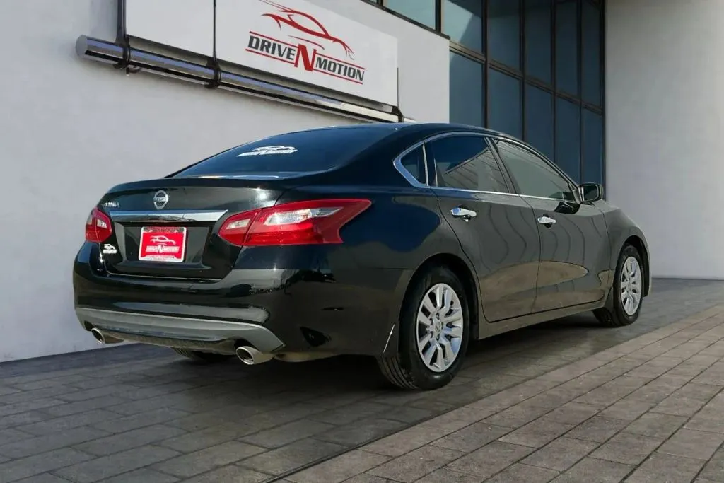 More photos of 2018 Nissan Altima 2.5 S Sedan 4D at Drive N-Motion Thornton, CO