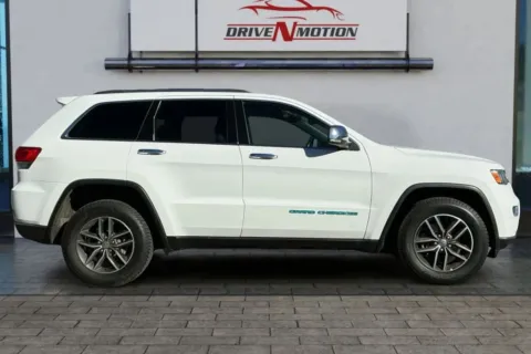Photos of 2017 Jeep Grand Cherokee Limited Sport Utility 4D for sale in Thornton, CO at Drive N-Motion Thornton