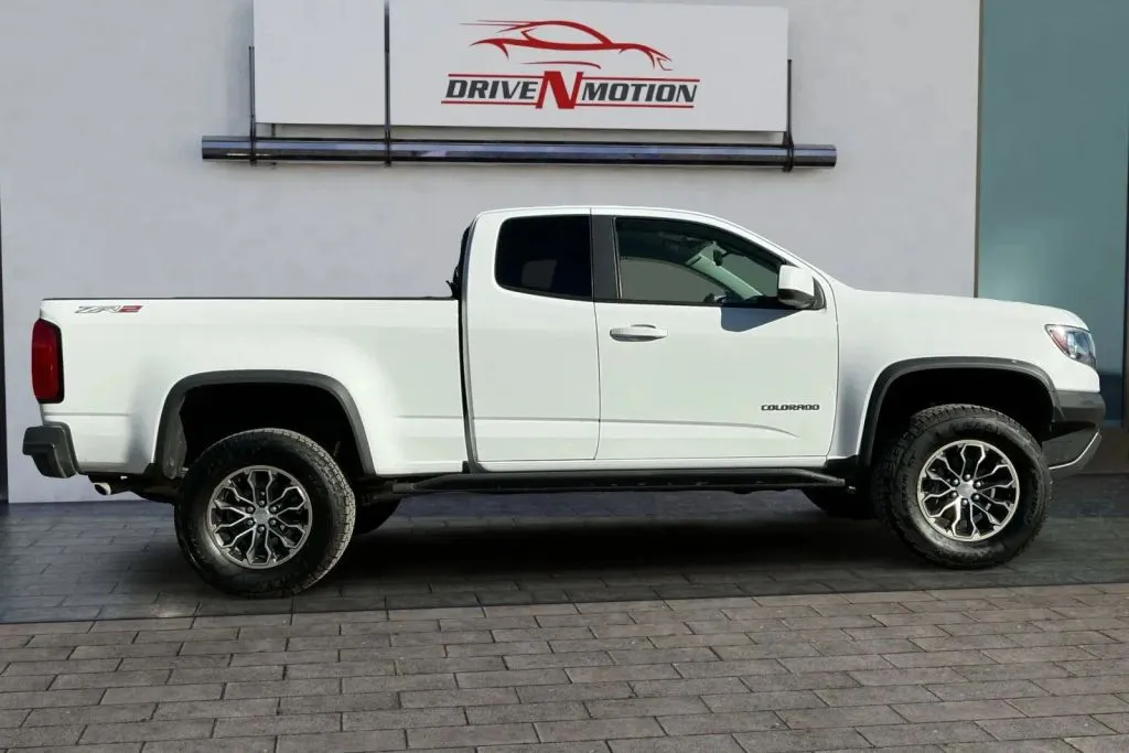 Another view of 2017 Chevrolet Colorado Extended Cab ZR2 Pickup 2D 6 ft for sale in Thornton, CO at Drive N-Motion Thornton