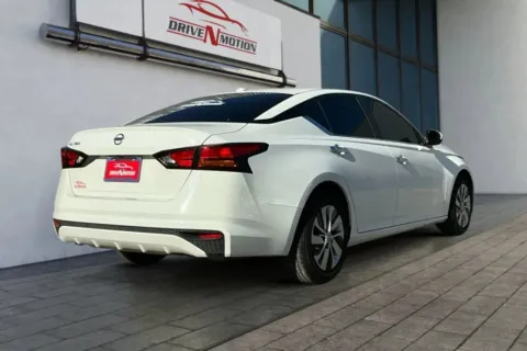 More photos of 2020 Nissan Altima 2.5 S Sedan 4D at Drive N-Motion Thornton, CO