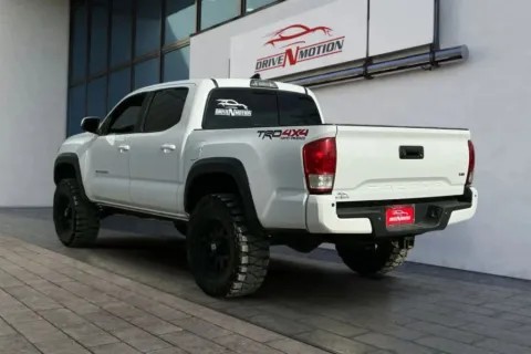 More photos of 2017 Toyota Tacoma Double Cab TRD Off-Road Pickup 4D 5 ft at Drive N-Motion Thornton, CO