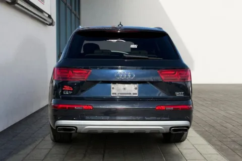 More photos of 2017 Audi Q7 3.0T Prestige Sport Utility 4D at Drive N-Motion Thornton, CO