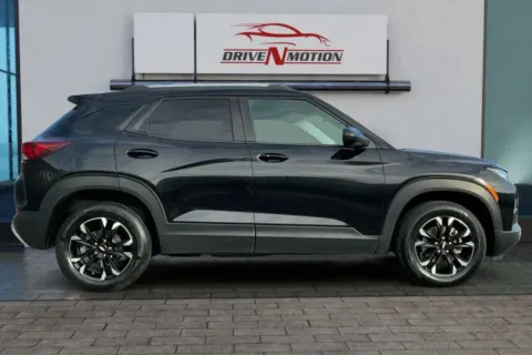 Another view of 2021 Chevrolet Trailblazer LT Sport Utility 4D for sale in Thornton, CO at Drive N-Motion Thornton