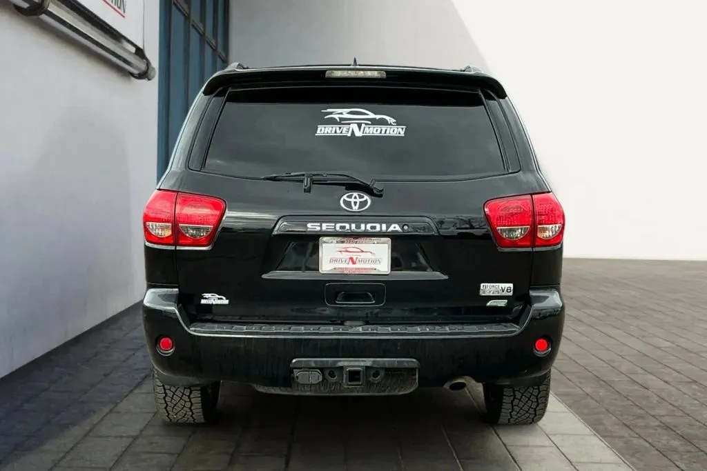 More photos of 2016 Toyota Sequoia SR5 Sport Utility 4D at Drive N-Motion Thornton, CO