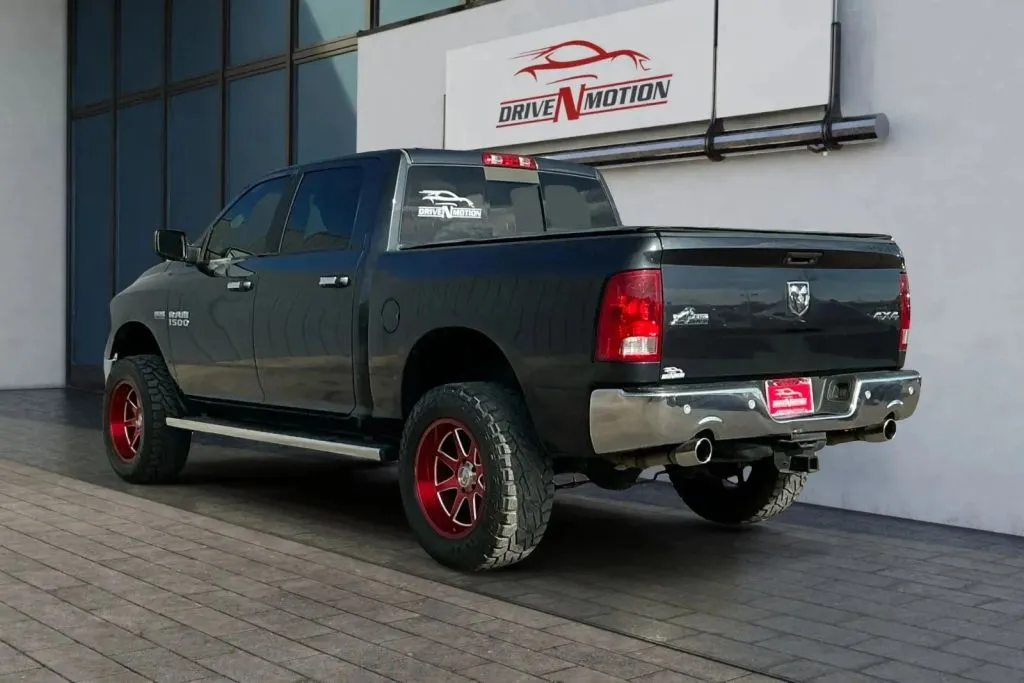 More photos of 2016 Ram 1500 Crew Cab Big Horn Pickup 4D 5 1/2 ft at Drive N-Motion Thornton, CO