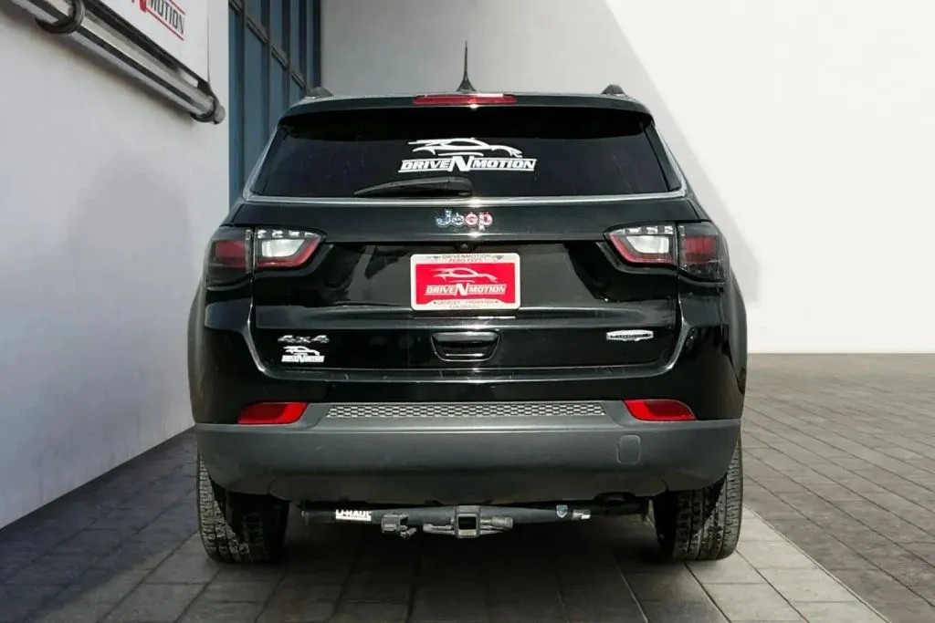 More photos of 2022 Jeep Compass Latitude Lux Sport Utility 4D at Drive N-Motion Thornton, CO