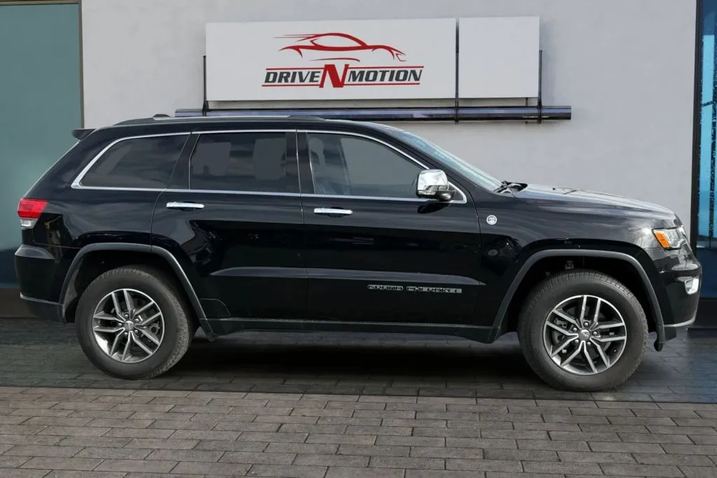 Another view of 2018 Jeep Grand Cherokee Limited Sport Utility 4D for sale in Thornton, CO at Drive N-Motion Thornton