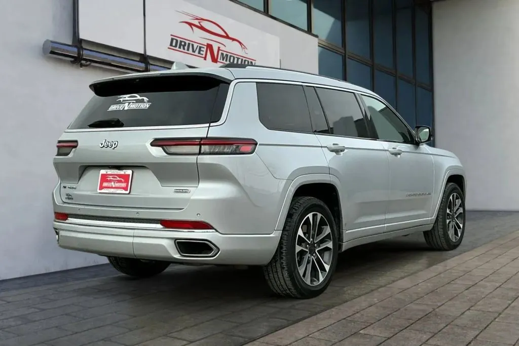 Another view of 2021 Jeep Grand Cherokee L Overland Sport Utility 4D for sale in Thornton, CO at Drive N-Motion Thornton