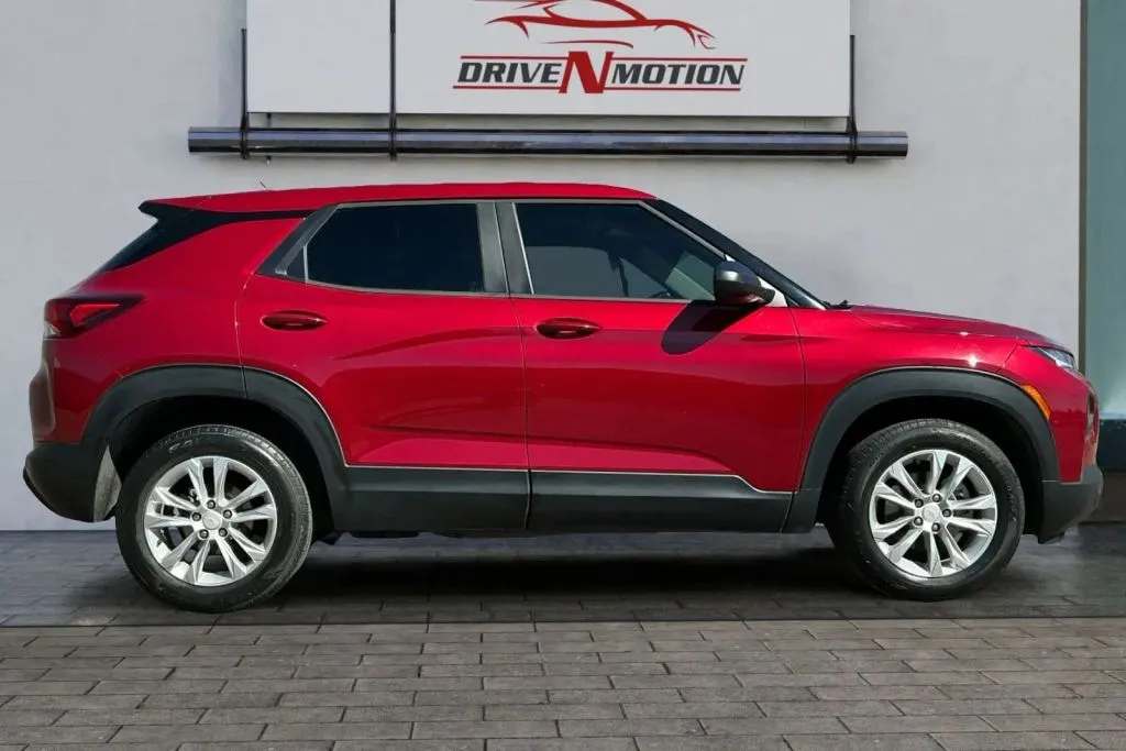 Another view of 2021 Chevrolet Trailblazer LS Sport Utility 4D for sale in Thornton, CO at Drive N-Motion Thornton