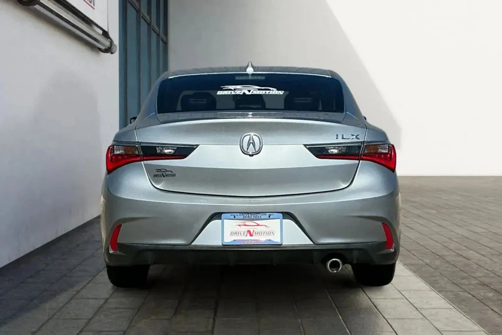 More photos of 2019 Acura ILX Premium Pkg Sedan 4D at Drive N-Motion Thornton, CO