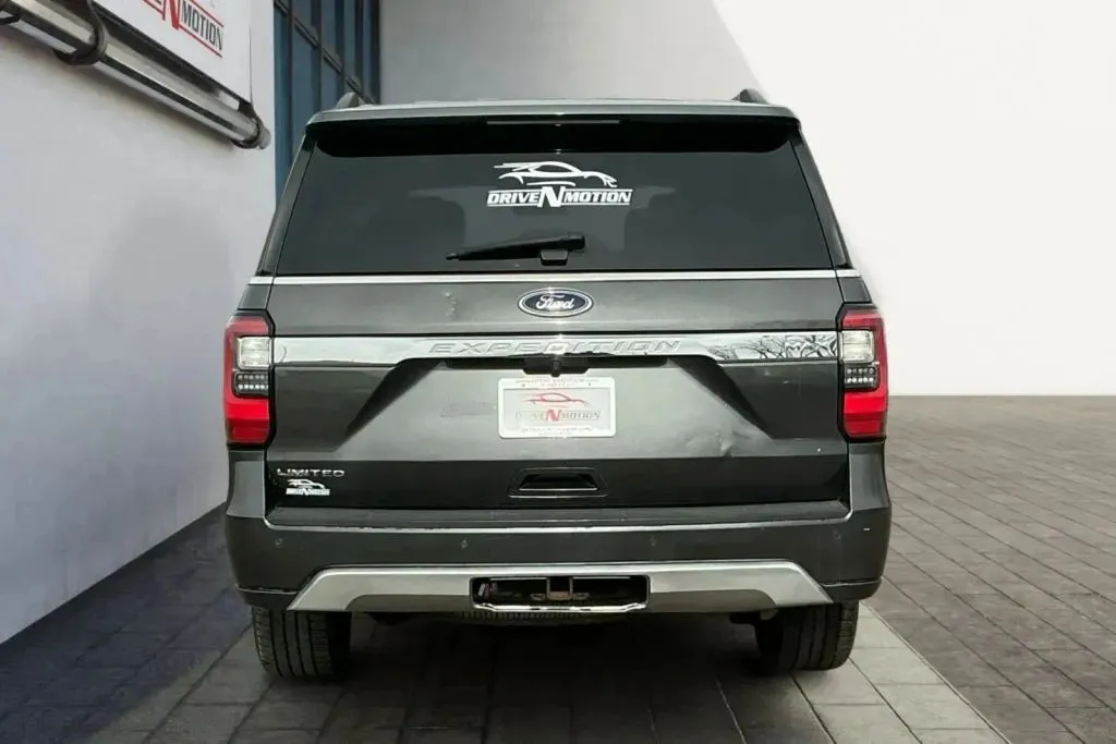 More photos of 2019 Ford Expedition MAX Limited Sport Utility 4D at Drive N-Motion Thornton, CO