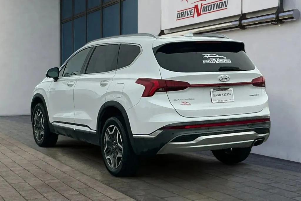 More photos of 2021 Hyundai Santa Fe Limited Sport Utility 4D at Drive N-Motion Thornton, CO