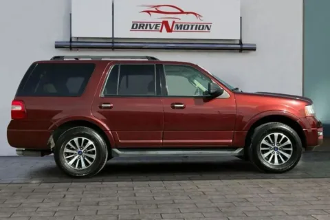 Photos of 2017 Ford Expedition XLT Sport Utility 4D for sale in Thornton, CO at Drive N-Motion Thornton