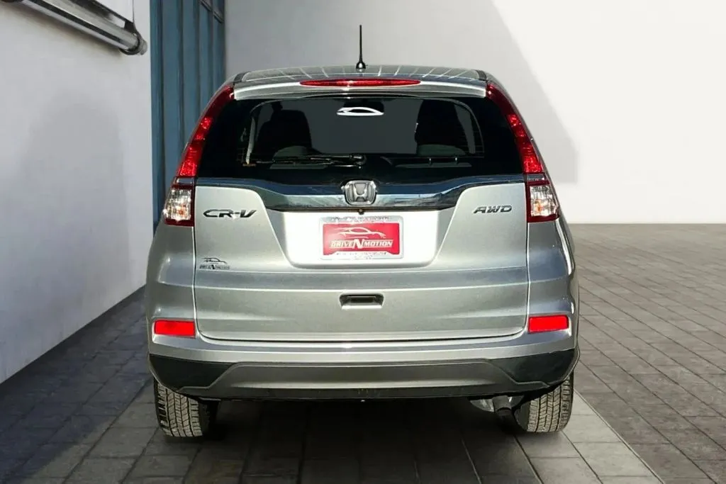 More photos of 2016 Honda CR-V LX Sport Utility 4D at Drive N-Motion Thornton, CO