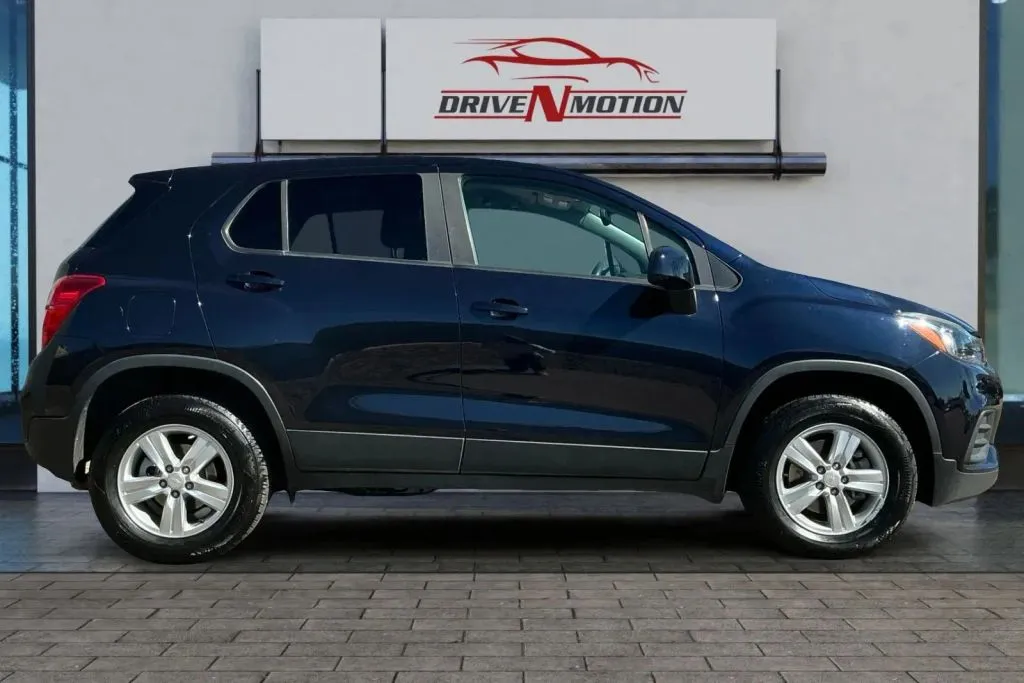 Another view of 2022 Chevrolet Trax LS Sport Utility 4D for sale in Thornton, CO at Drive N-Motion Thornton