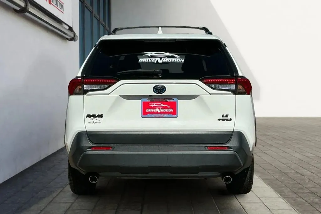 More photos of 2020 Toyota RAV4 Hybrid LE Sport Utility 4D at Drive N-Motion Thornton, CO