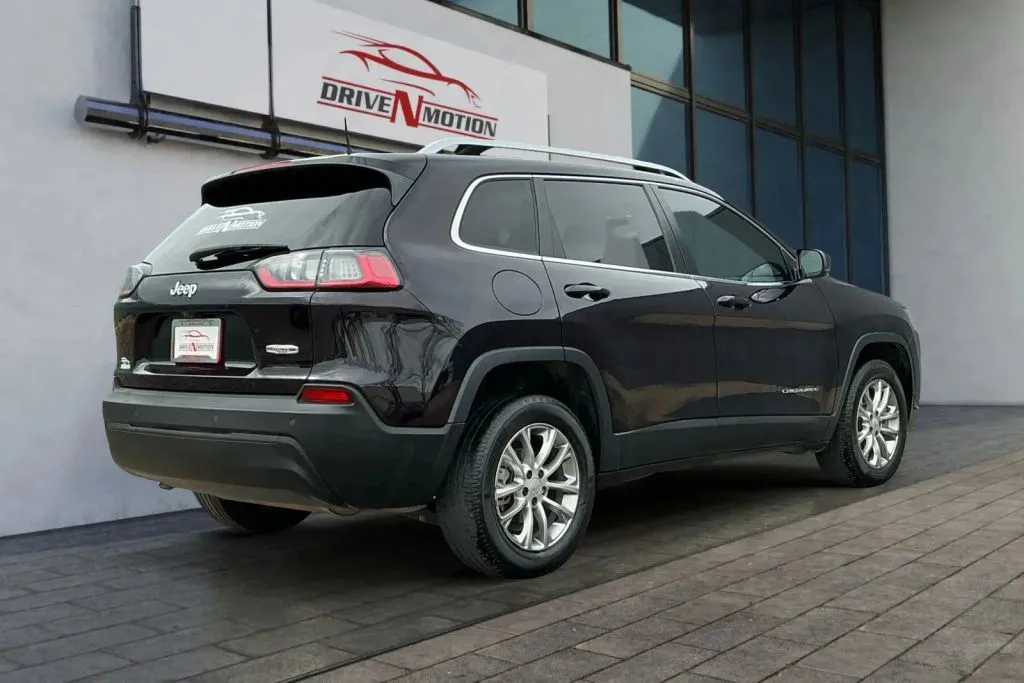 More photos of 2021 Jeep Cherokee Latitude Plus Sport Utility 4D at Drive N-Motion Thornton, CO