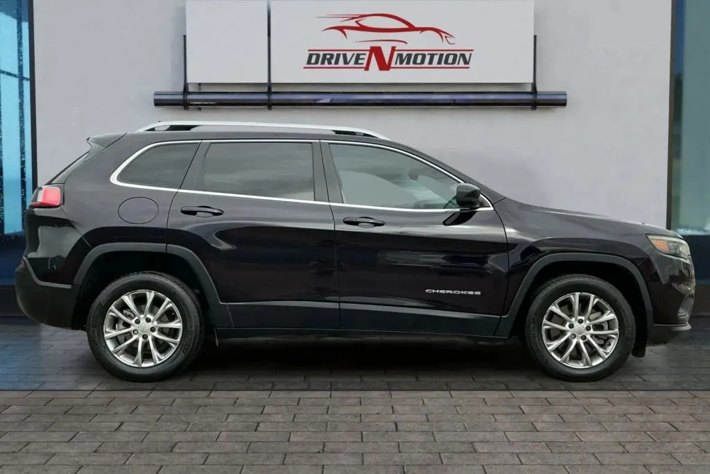 Another view of 2021 Jeep Cherokee Latitude Plus Sport Utility 4D for sale in Thornton, CO at Drive N-Motion Thornton