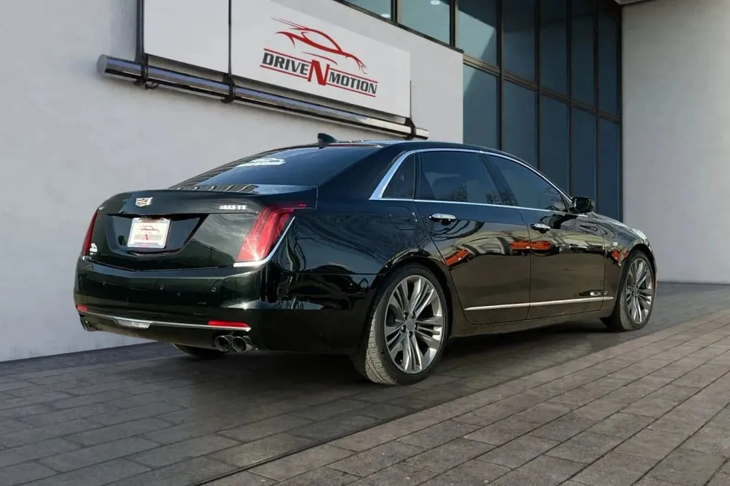 More photos of 2017 Cadillac CT6 3.0 Twin Turbo Platinum Sedan 4D at Drive N-Motion Thornton, CO