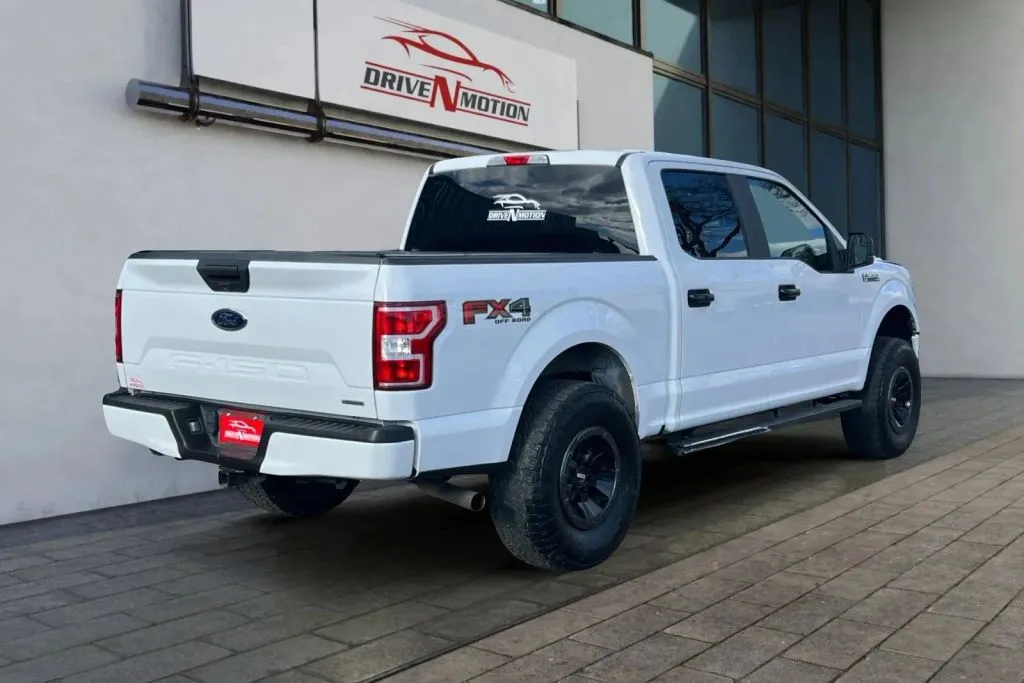 More photos of 2019 Ford F-150 SuperCrew Cab XL Pickup 4D 5 1/2 ft at Drive N-Motion Thornton, CO