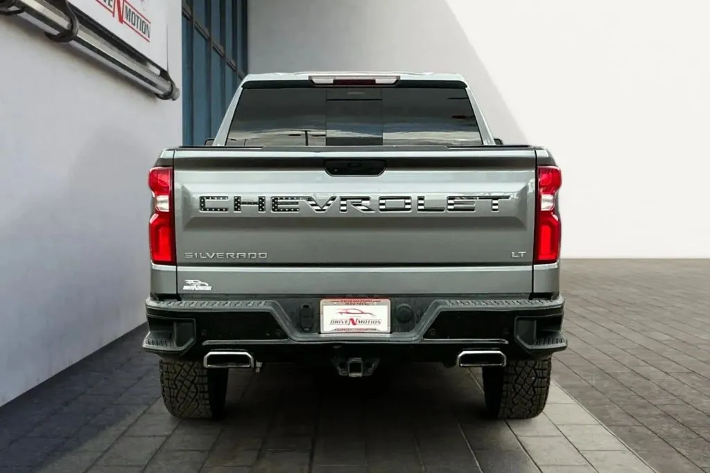 More photos of 2021 Chevrolet Silverado 1500 Crew Cab LT Trail Boss Pickup 4D 6 1/2 ft at Drive N-Motion Thornton, CO