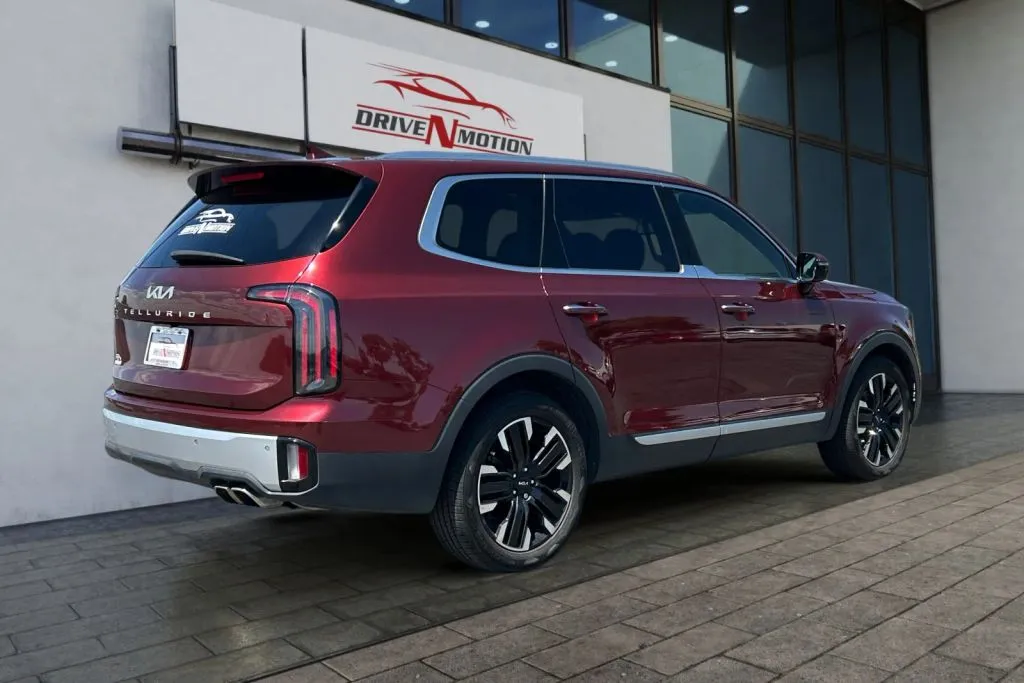 Another view of 2023 Kia Telluride SX Sport Utility 4D for sale in Thornton, CO at Drive N-Motion Thornton