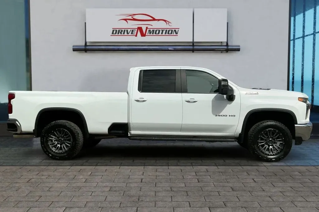 Another view of 2020 Chevrolet Silverado 3500 HD Crew Cab LT Pickup 4D 8 ft for sale in Thornton, CO at Drive N-Motion Thornton