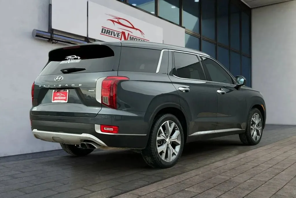 Another view of 2020 Hyundai Palisade SEL Sport Utility 4D for sale in Thornton, CO at Drive N-Motion Thornton